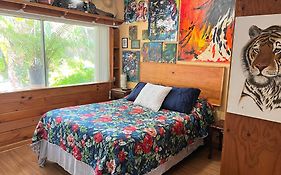 Miami Bungalow Oasis Near Everglades & The Keys